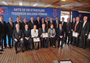 A.Ü'ye bilim ödülü